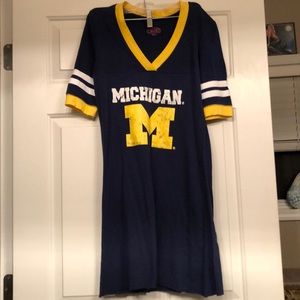University of Michigan dress/sleep shirt